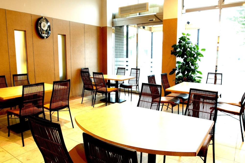 Apa Sagaeki Minamiguchi Hotel 3*